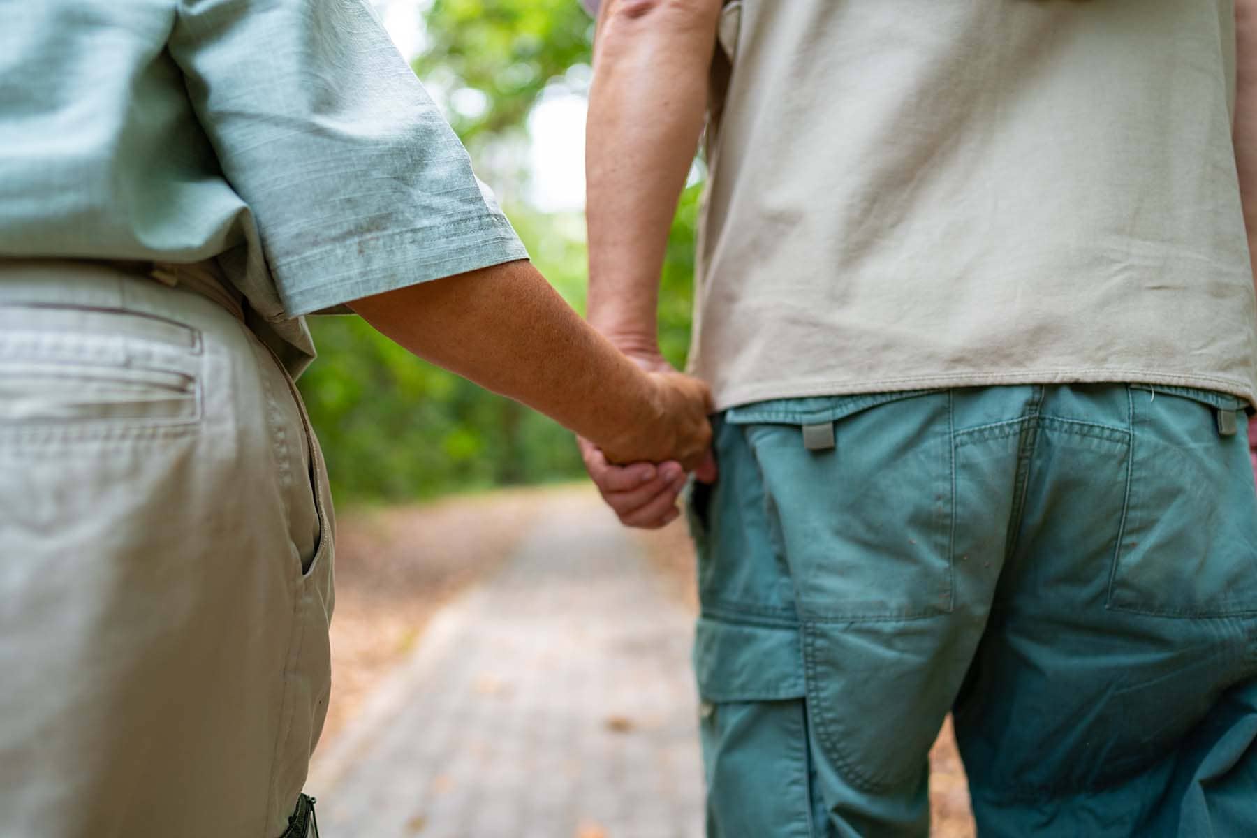 Alzheimer’s and Urinary Incontinence: Practical Support for Caregivers