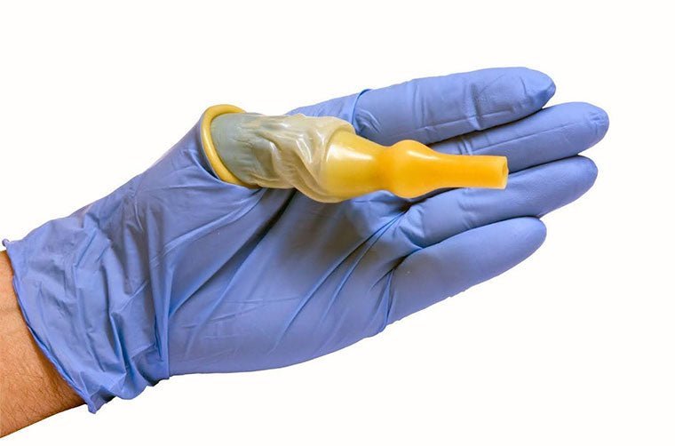 Pressure Injuries & Condom Catheters - QuickChange Incontinence Wrap - UK